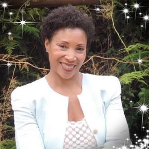 Meet your Posher, Monique